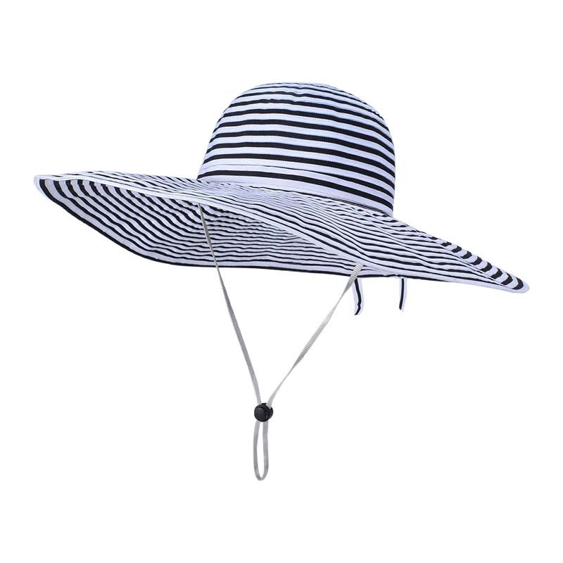 Cappello a secchio a bordo largo